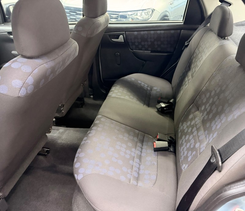 PRISMA 1.4 MPFI JOY 8V FLEX 4P MANUAL - 2008 - CANELA