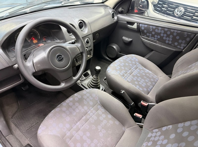 PRISMA 1.4 MPFI JOY 8V FLEX 4P MANUAL - 2008 - CANELA
