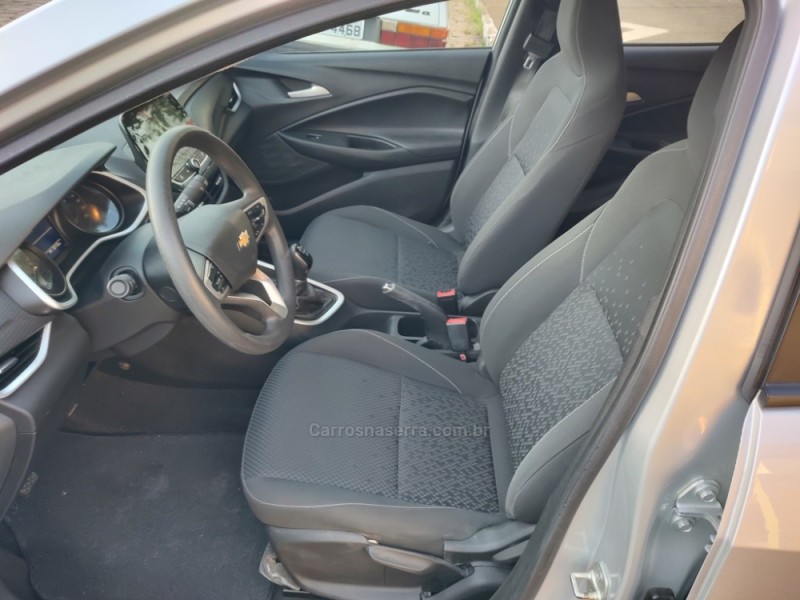ONIX 1.0 LT 12V FLEX 4P MANUAL - 2021 - GUAPORé