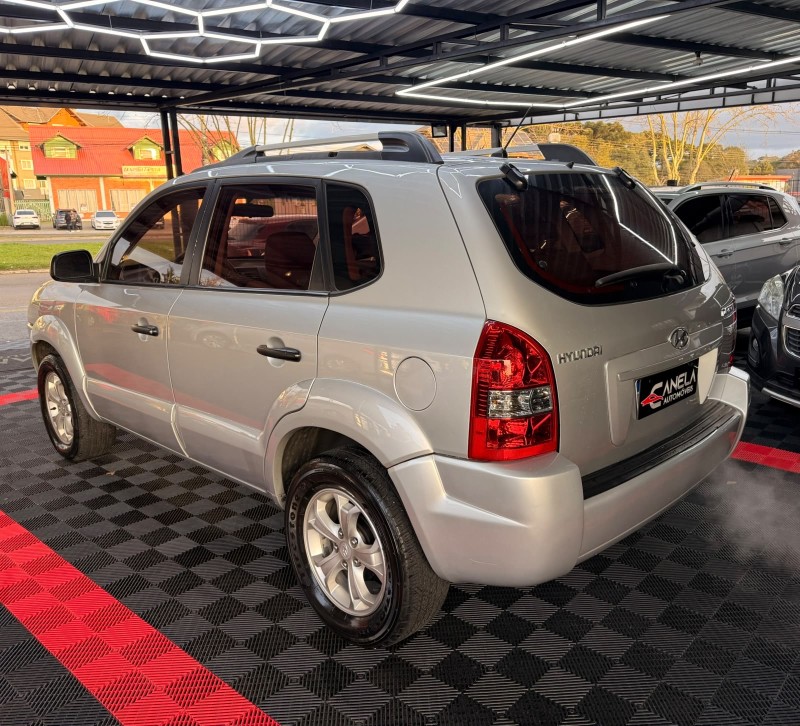 TUCSON 2.0 MPFI GL 16V 143CV 2WD GASOLINA 4P AUTOMÁTICO - 2010 - CANELA