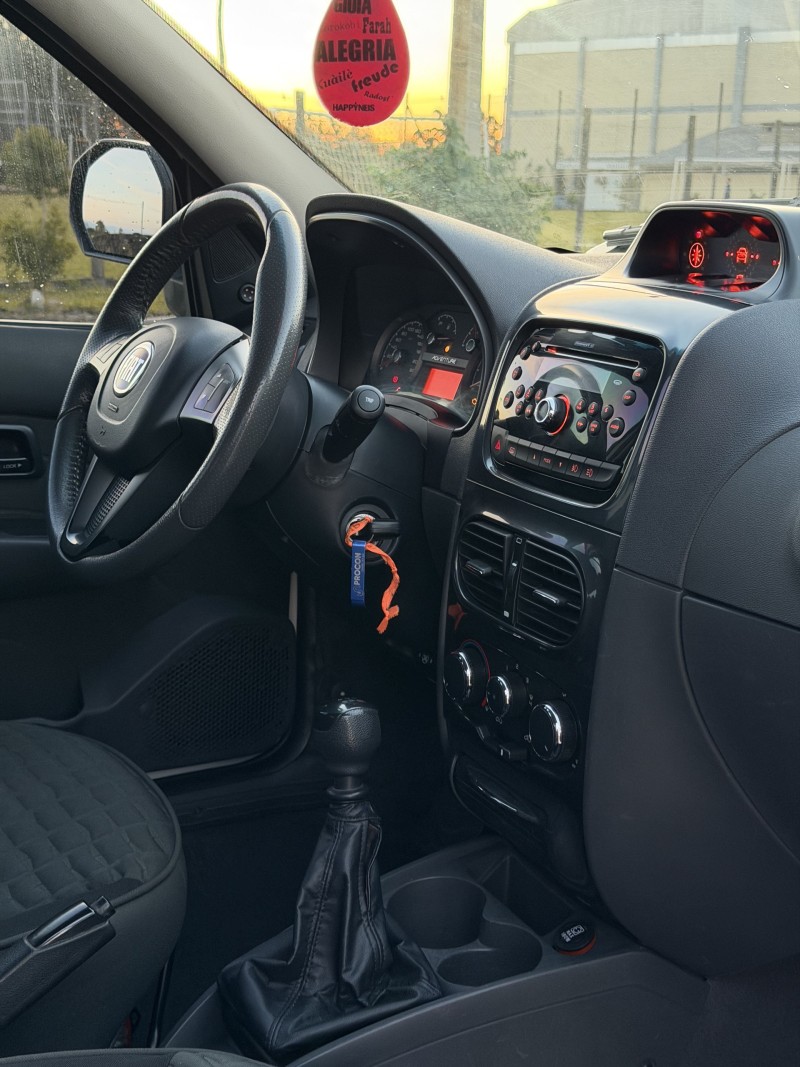 PALIO 1.8 MPI ADVENTURE WEEKEND 8V FLEX 4P MANUAL - 2015 - ANTôNIO PRADO