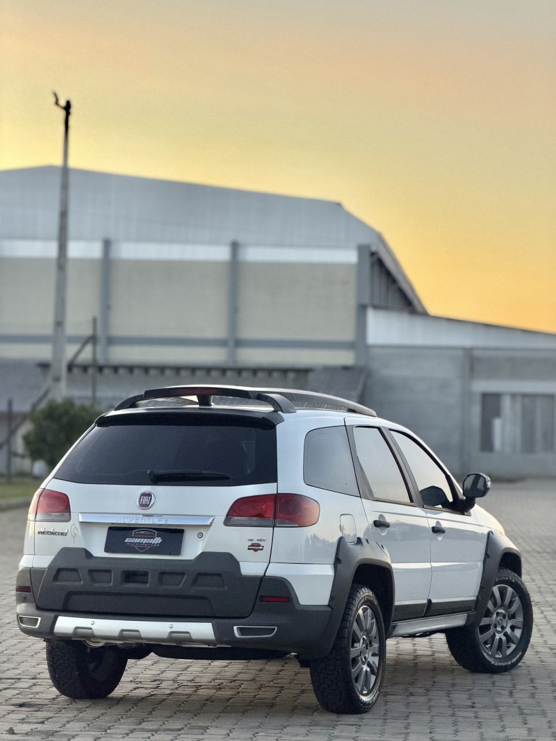 PALIO 1.8 MPI ADVENTURE WEEKEND 8V FLEX 4P MANUAL - 2015 - ANTôNIO PRADO
