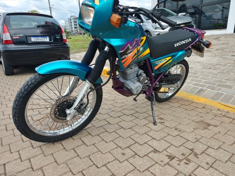 NX 200  - 1997 - GUAPORé