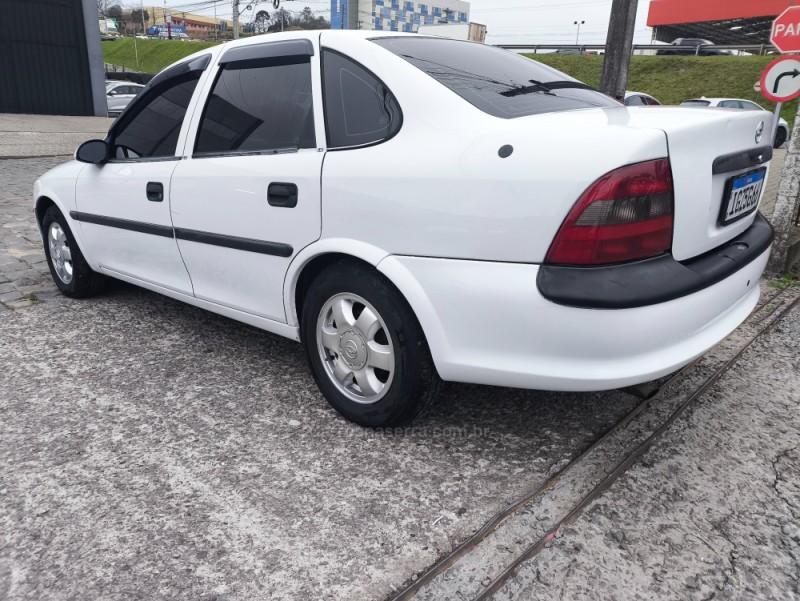 VECTRA 2.0 MPFI GLS 8V GASOLINA 4P MANUAL - 1998 - FARROUPILHA