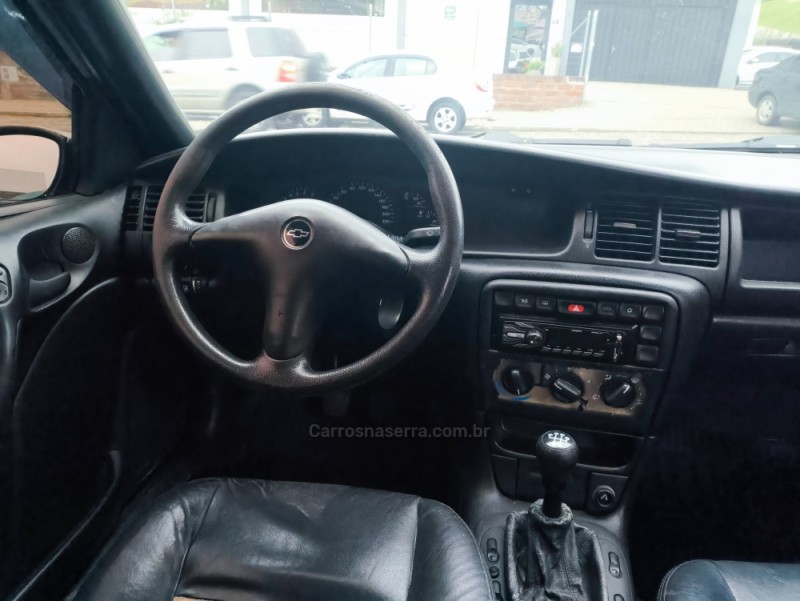 VECTRA 2.0 MPFI GLS 8V GASOLINA 4P MANUAL - 1998 - FARROUPILHA