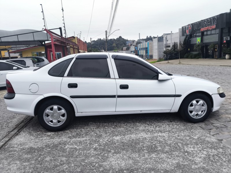 VECTRA 2.0 MPFI GLS 8V GASOLINA 4P MANUAL - 1998 - FARROUPILHA