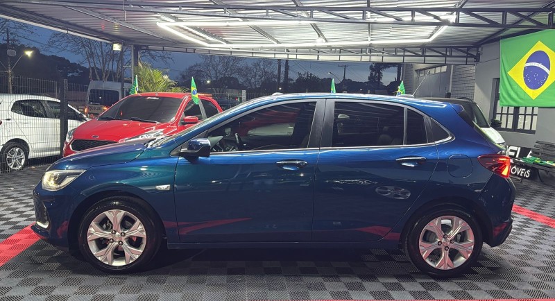 ONIX 1.0	PREMIER II PLUS 12V TURBO FLEX 4P AUTOMÁTICO - 2020 - CANELA