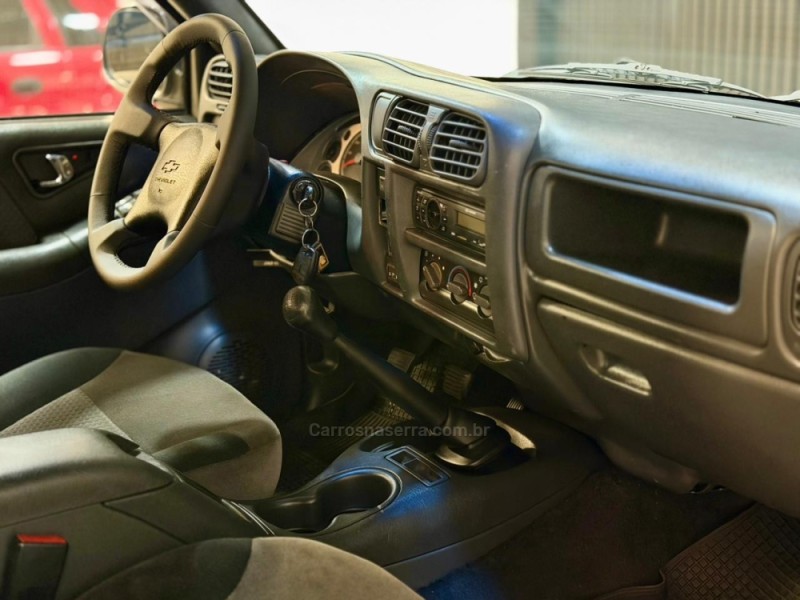 S10 2.4 MPFI ADVANTAGE 4X2 CD 8V FLEX 4P MANUAL - 2006 - ESTâNCIA VELHA