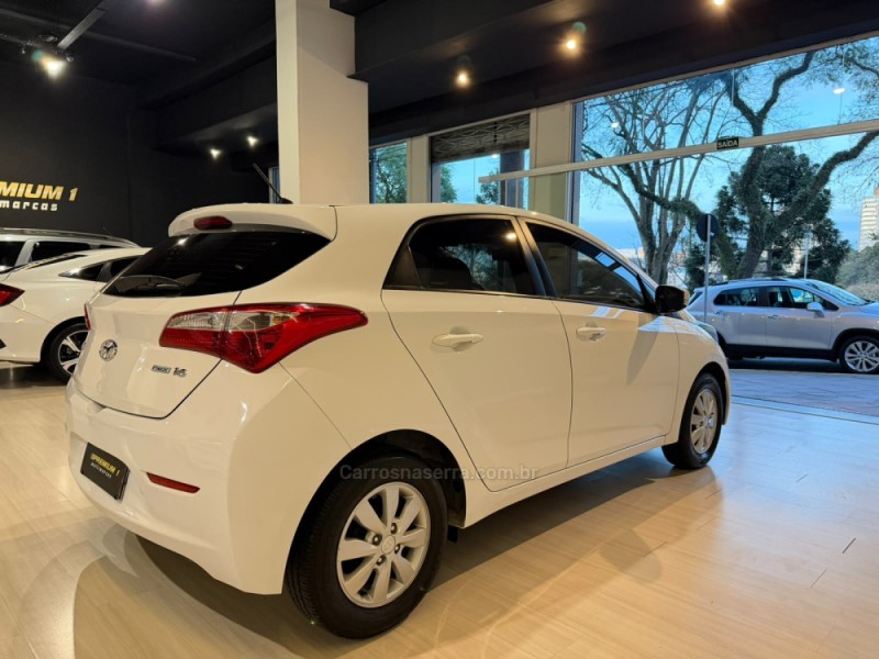 HB20 1.6 COMFORT STYLE 16V FLEX 4P MANUAL - 2015 - BENTO GONçALVES