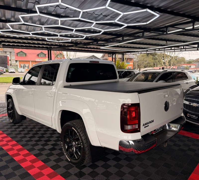 AMAROK 2.0 HIGHLINE EXTREME 4X4 CD 16V 4P AUTOMÁTICO - 2018 - CANELA