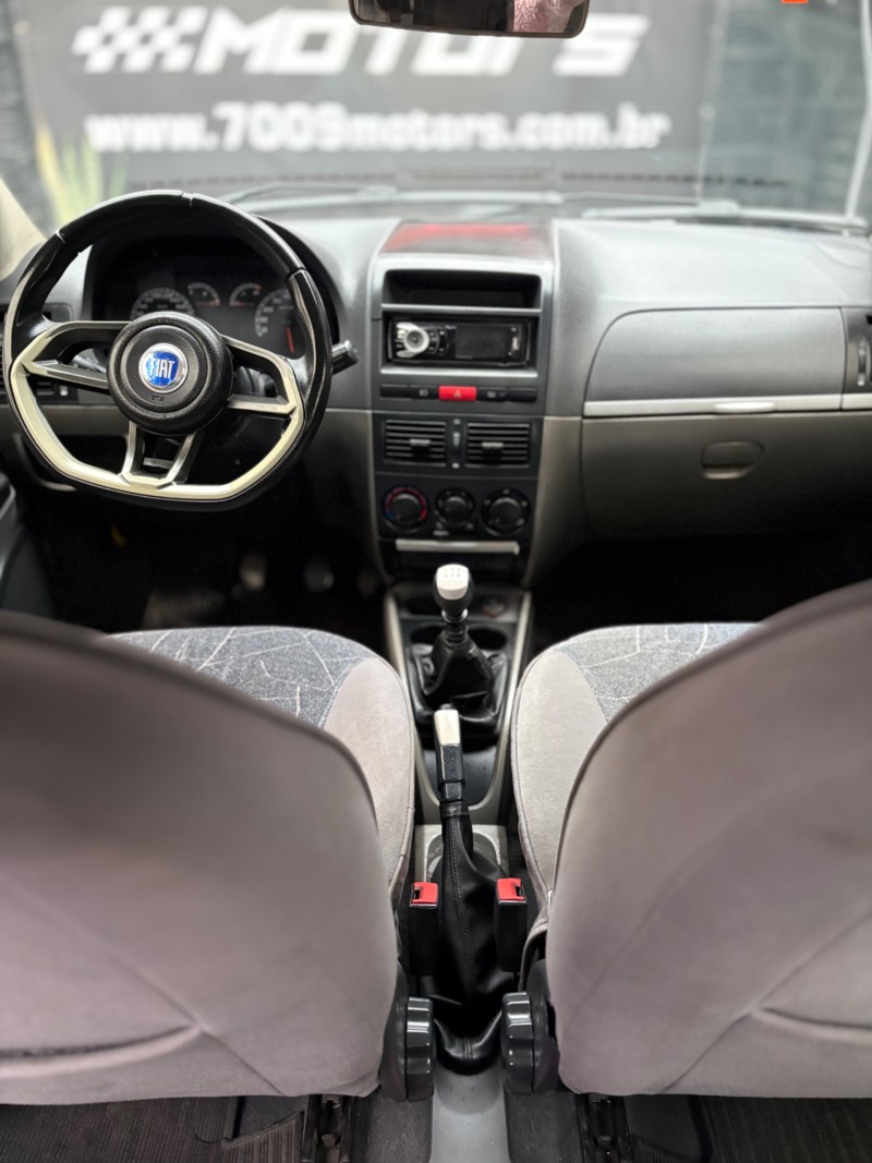 PALIO 1.8 MPI HLX 8V GASOLINA 4P MANUAL - 2004 - CAXIAS DO SUL