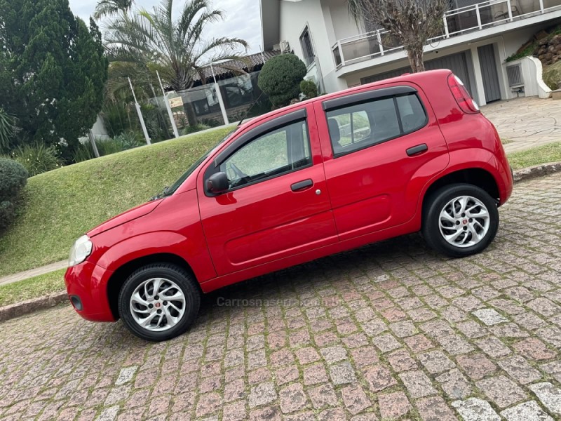 UNO 1.0 EVO VIVACE 8V FLEX 4P MANUAL - 2014 - PORTO ALEGRE