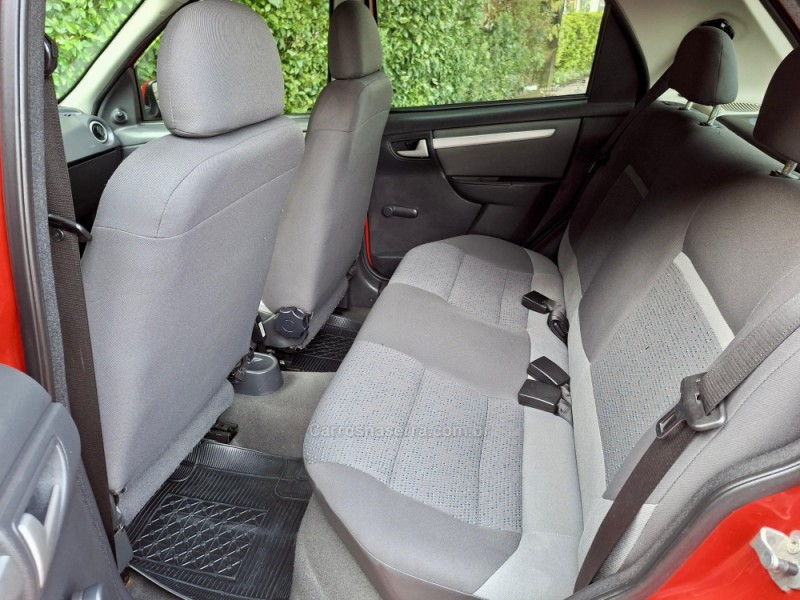 CELTA 1.0 MPFI LT 8V FLEX 4P MANUAL - 2015 - ROLANTE