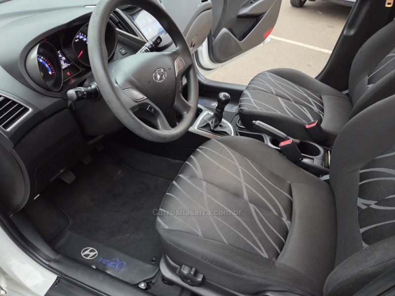 HB20 1.0 COMFORT PLUS 12V FLEX 4P MANUAL - 2014 - PICADA CAFé