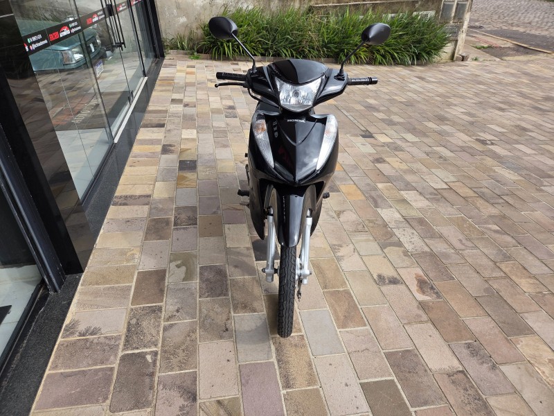 BIZ 125 ES - 2011 - VACARIA