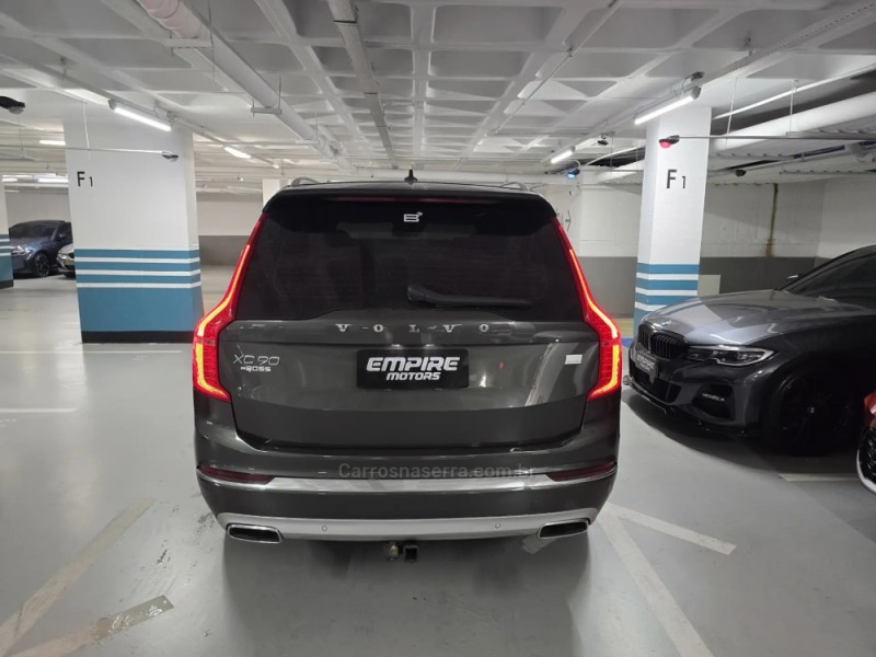 XC90 2.0 T8 MOMENTUM HÍBRIDO 4P AUTOMÁTICO - 2021 - PORTO ALEGRE