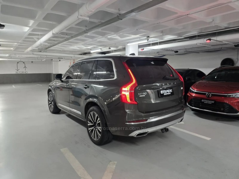 XC90 2.0 T8 MOMENTUM HÍBRIDO 4P AUTOMÁTICO - 2021 - PORTO ALEGRE