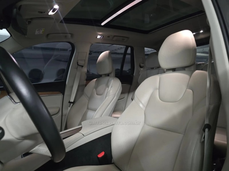 XC90 2.0 T8 MOMENTUM HÍBRIDO 4P AUTOMÁTICO - 2021 - PORTO ALEGRE
