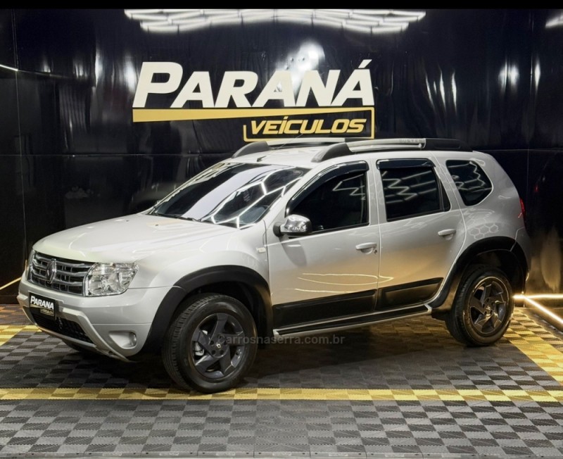 DUSTER 1.6 DYNAMIQUE 4X2 16V FLEX 4P MANUAL - 2013 - ESTâNCIA VELHA