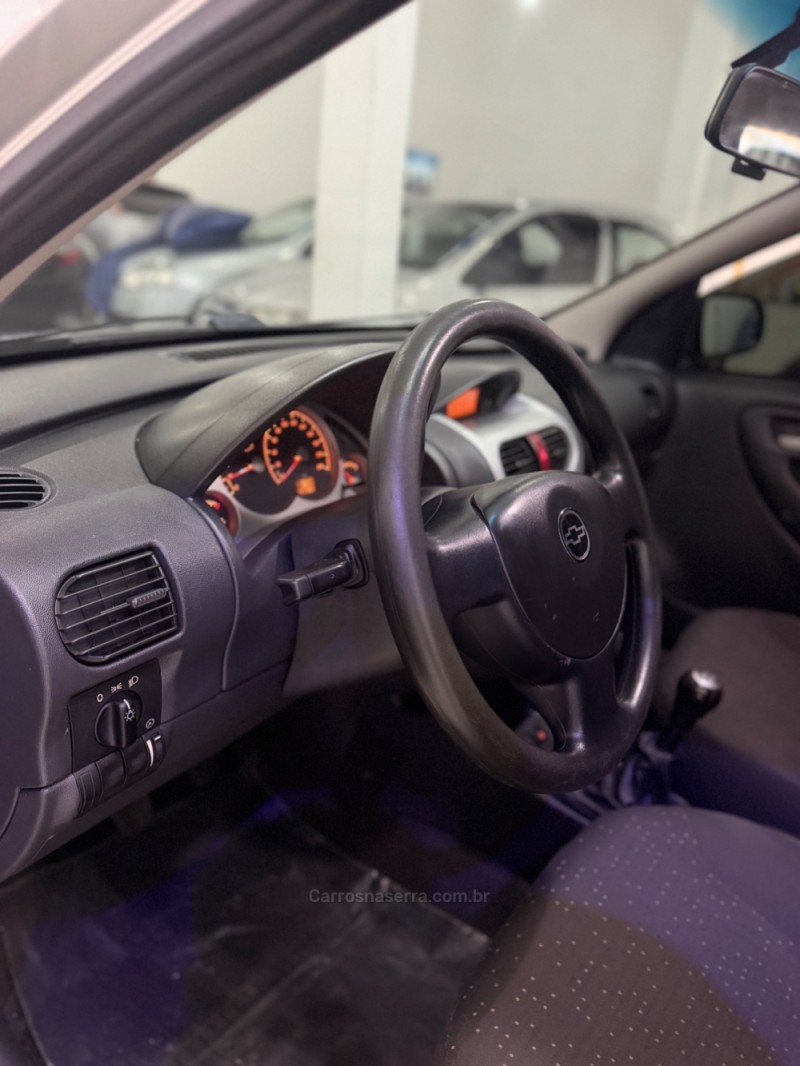 CORSA 1.4 MPFI PREMIUM 8V FLEX 4P MANUAL - 2010 - CAXIAS DO SUL