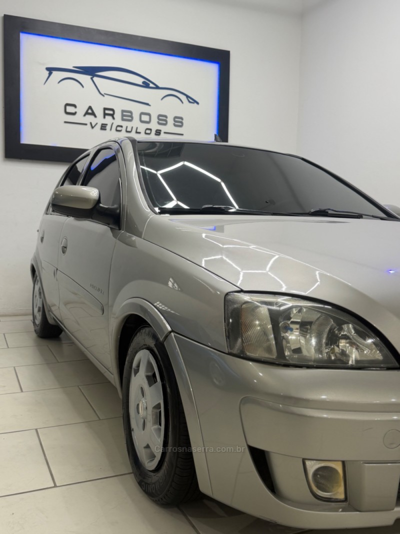CORSA 1.4 MPFI PREMIUM 8V FLEX 4P MANUAL - 2010 - CAXIAS DO SUL