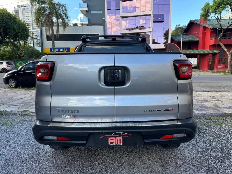 TORO 2.0 16V TURBO DIESEL FREEDOM 4WD AT9 AUTOMÁTICO - 2021 - CAXIAS DO SUL