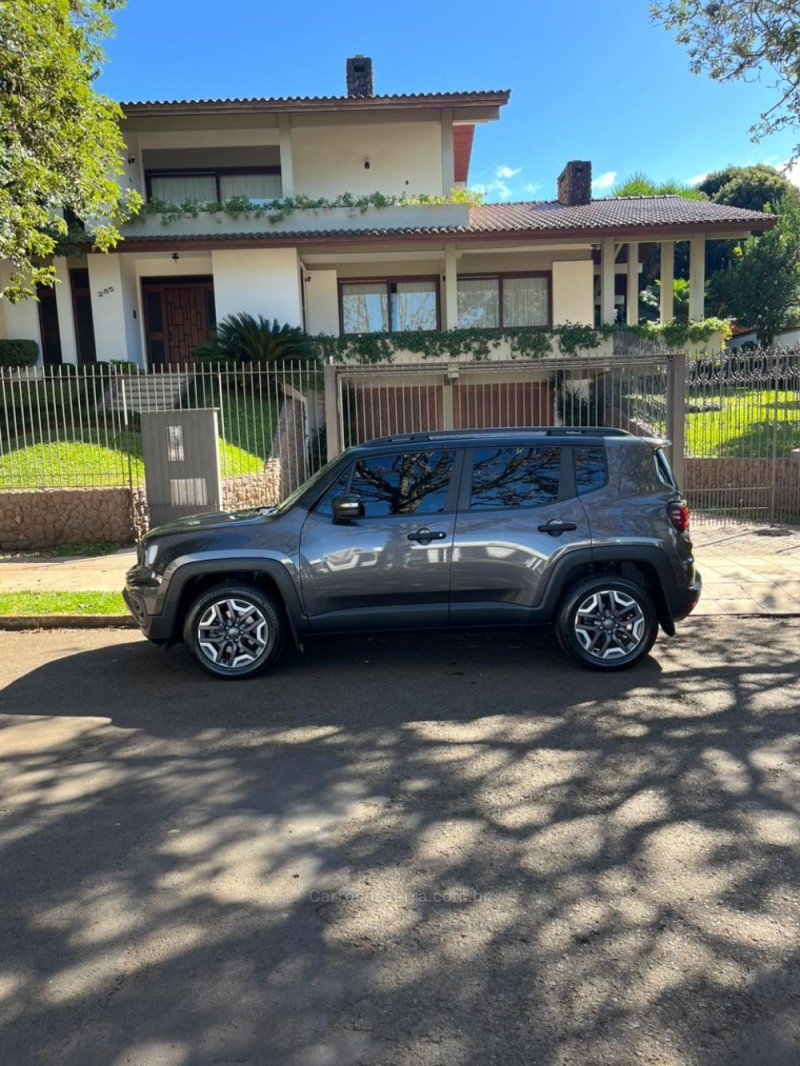 RENEGADE 1.3 SPORT ALTITUDE T270 TURBO 16V FLEX 4P AUTOMÁTICO - 2025 - ERECHIM