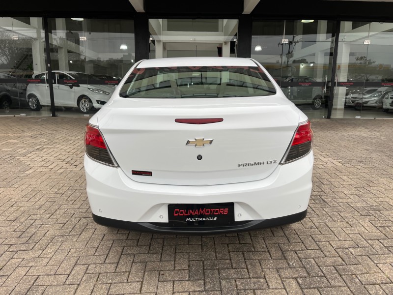 PRISMA 1.4 MPFI LTZ 8V FLEX 4P MANUAL - 2015 - CAXIAS DO SUL