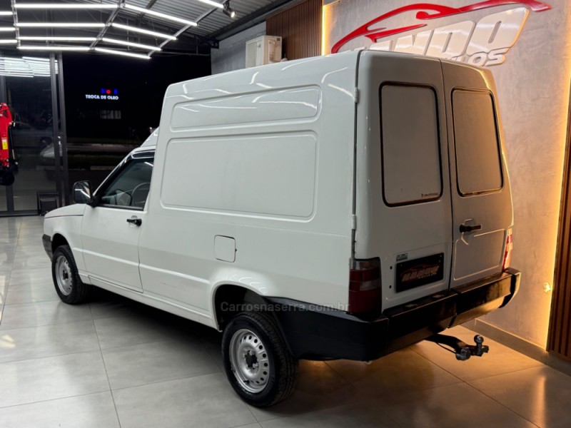 FIORINO 1.3 MPI FURGÃO 8V FLEX 2P MANUAL - 2013 - SAPIRANGA