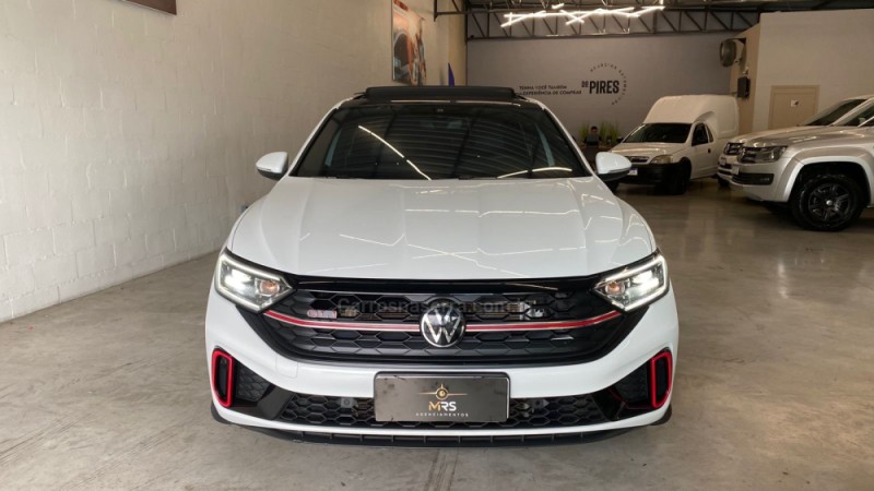 JETTA 2.0 16V TSI GLI 350 GASOLINA 4P AUTOMÁTICO - 2023 - CAXIAS DO SUL