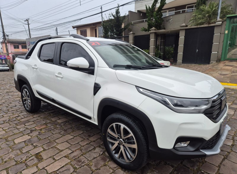 STRADA 1.3 VOLCANO CD 8V FLEX 4P MANUAL - 2021 - CAXIAS DO SUL