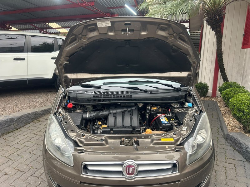 IDEA 1.4 MPI ATTRACTIVE 8V FLEX 4P MANUAL - 2014 - TRêS COROAS