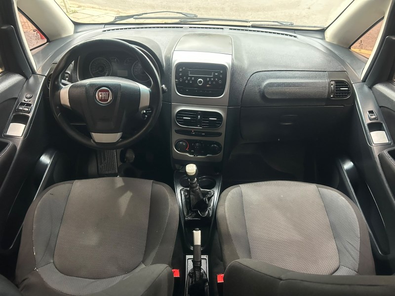 IDEA 1.4 MPI ATTRACTIVE 8V FLEX 4P MANUAL - 2014 - TRêS COROAS