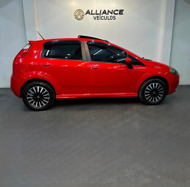 PUNTO 1.8 SPORTING 8V FLEX 4P MANUAL - 2008 - CAXIAS DO SUL