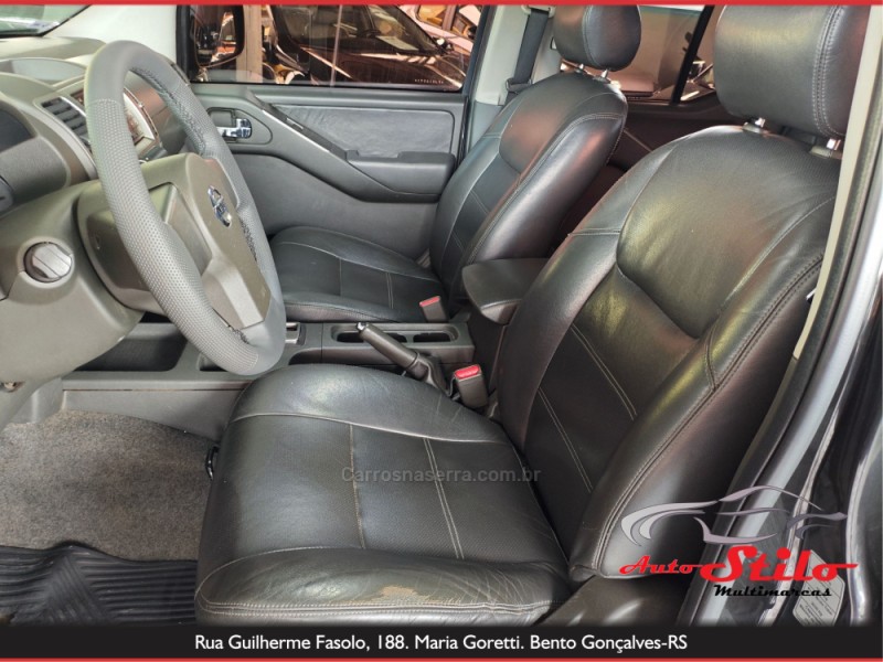 FRONTIER 2.5 SV ATTACK 4X4 CD TURBO ELETRONIC DIESEL 4P AUTOMÁTICO - 2015 - BENTO GONçALVES