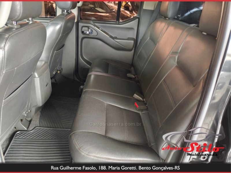 FRONTIER 2.5 SV ATTACK 4X4 CD TURBO ELETRONIC DIESEL 4P AUTOMÁTICO - 2015 - BENTO GONçALVES