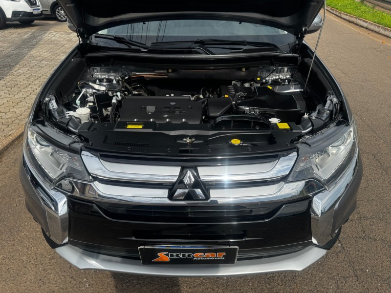 OUTLANDER 2.0 16V GASOLINA 4P AUTOMÁTICO - 2017 - DOIS IRMãOS