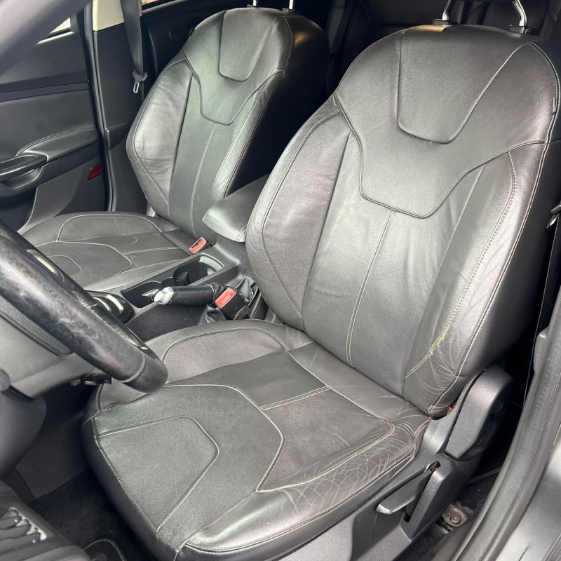 FOCUS 2.0 TITANIUM HATCH 16V FLEX 4P AUTOMÁTICO - 2017 - CAXIAS DO SUL