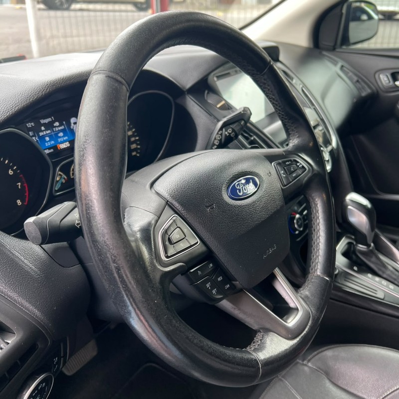 FOCUS 2.0 TITANIUM HATCH 16V FLEX 4P AUTOMÁTICO - 2017 - CAXIAS DO SUL