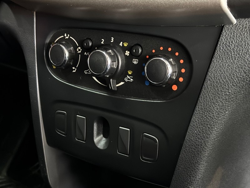 SANDERO 1.6 EXPRESSION 16V FLEX 4P MANUAL - 2018 - CAXIAS DO SUL