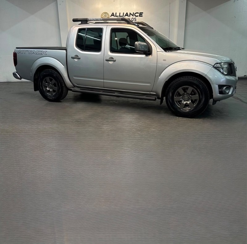 FRONTIER 2.5 SV ATTACK 4X2 CD TURBO ELETRONIC DIESEL 4P MANUAL - 2014 - CAXIAS DO SUL