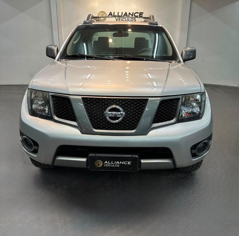 FRONTIER 2.5 SV ATTACK 4X2 CD TURBO ELETRONIC DIESEL 4P MANUAL - 2014 - CAXIAS DO SUL