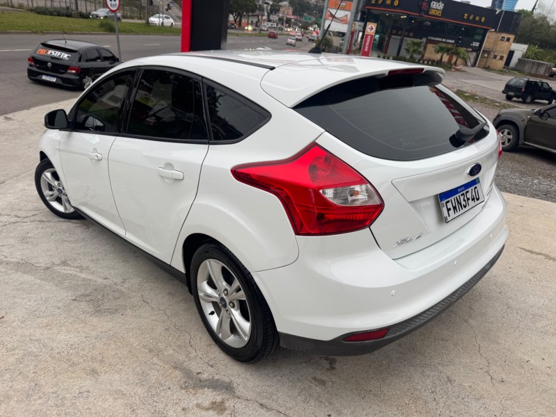 FOCUS 1.6 S HATCH 16V FLEX 4P AUTOMÁTICO - 2015 - CAXIAS DO SUL