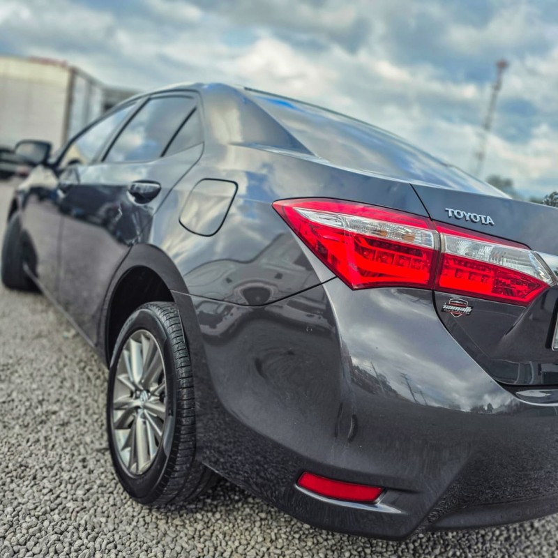 COROLLA 2.0 XEI 16V FLEX 4P AUTOMÁTICO - 2017 - GARIBALDI