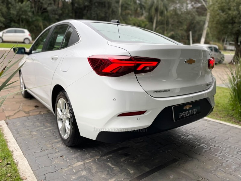 ONIX 1.0	PREMIER PLUS 12V TURBO FLEX 4P AUTOMÁTICO - 2022 - GUAPORé