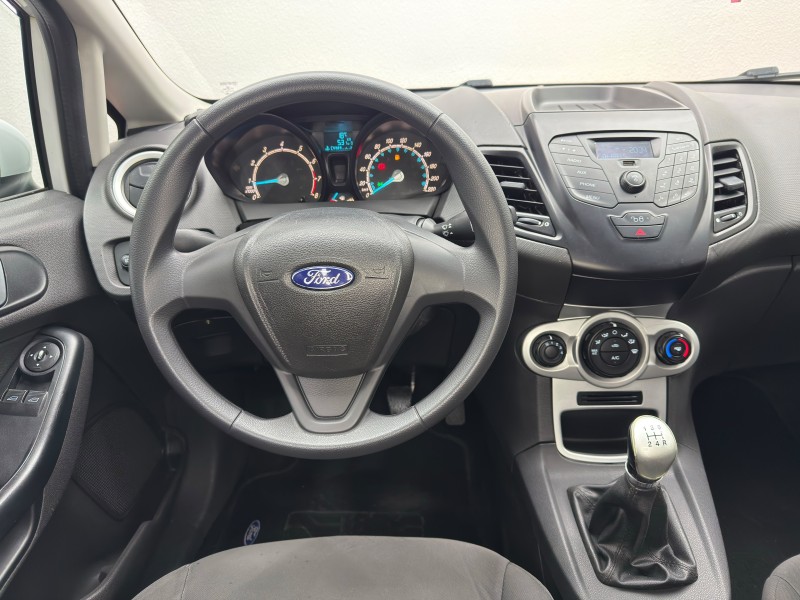 FIESTA 1.5 SE HATCH 16V FLEX 4P MANUAL - 2014 - CAXIAS DO SUL