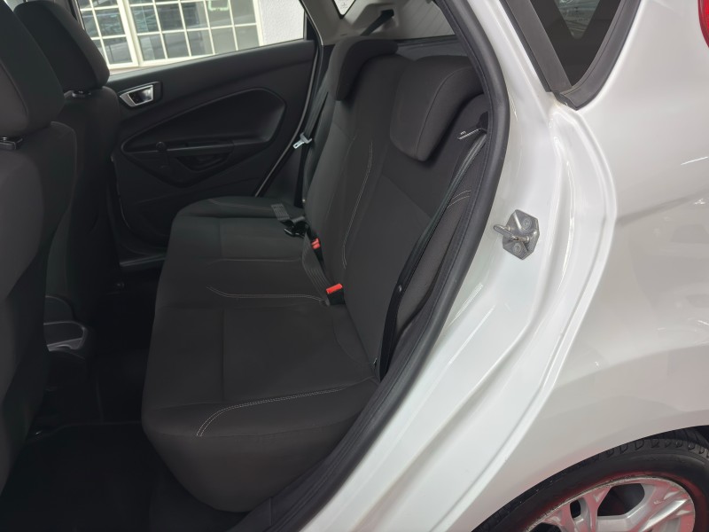 FIESTA 1.5 SE HATCH 16V FLEX 4P MANUAL - 2014 - CAXIAS DO SUL