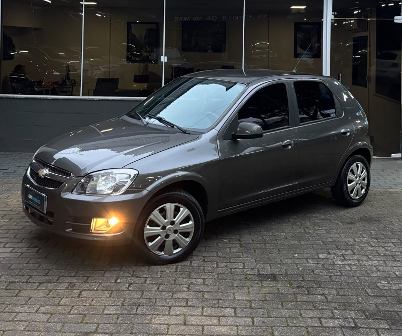 celta 1.0 vhce lt 8v flex 4p manual 2015 caxias do sul