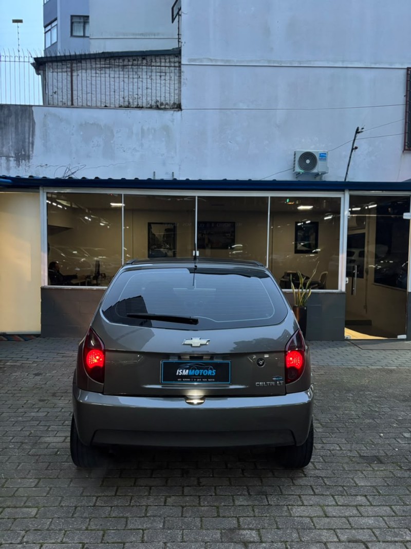 CELTA 1.0 VHCE LT 8V FLEX 4P MANUAL - 2015 - CAXIAS DO SUL
