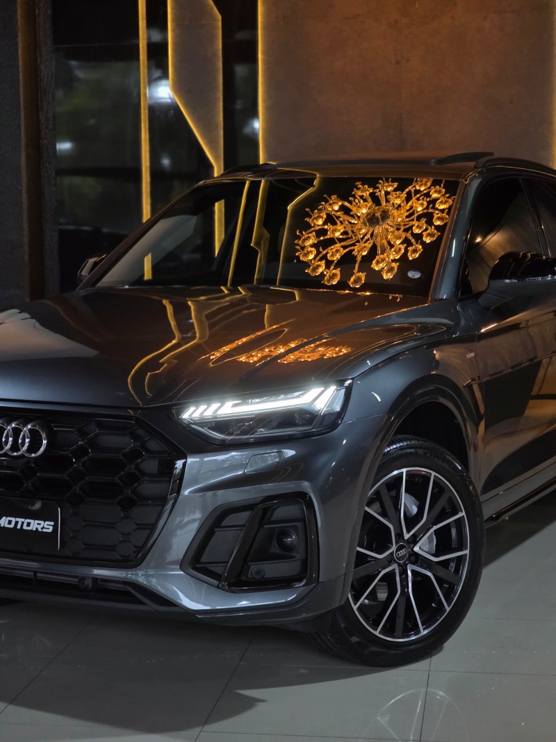Q5 2.0 TFSI S LINE BLACK QUATTRO S TRONIC GASOLINA 4P - 2023 - CAXIAS DO SUL